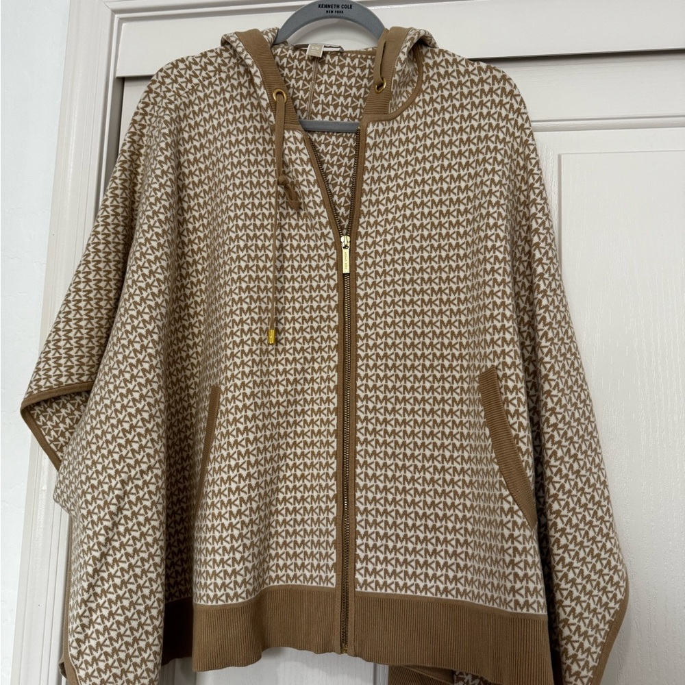 Michael Kors Tan and Cream Zip-Up Poncho